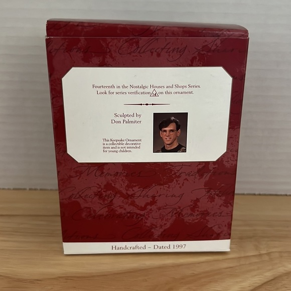 1997 hallmark keepsake ornament, nostalgic houses in shops café, 14th in series - Picture 3 of 7